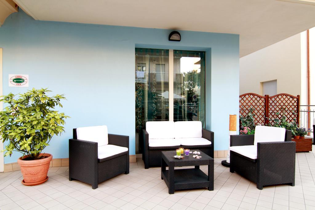 Residence Blu Marine Ρίμινι Εξωτερικό φωτογραφία